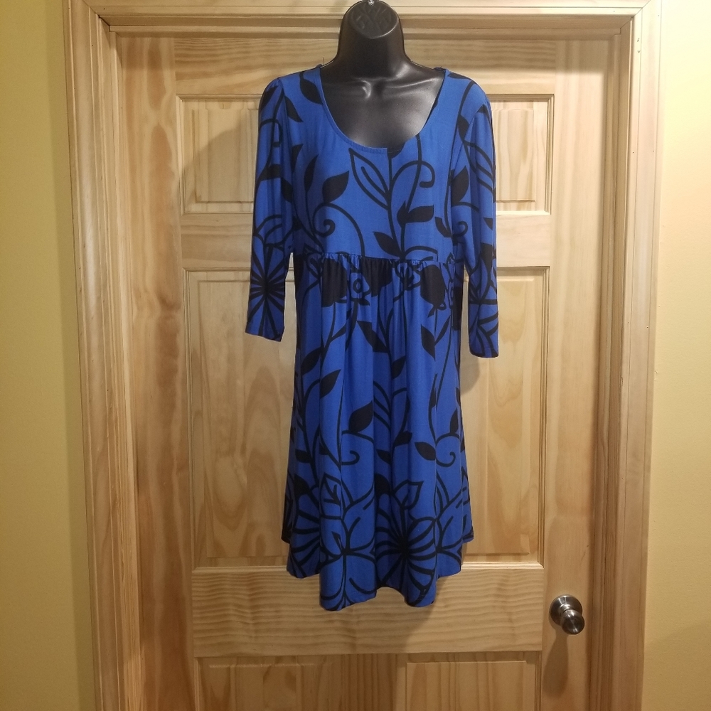 R&B Blue and Black 3/4 Sleeve Tunic Top L